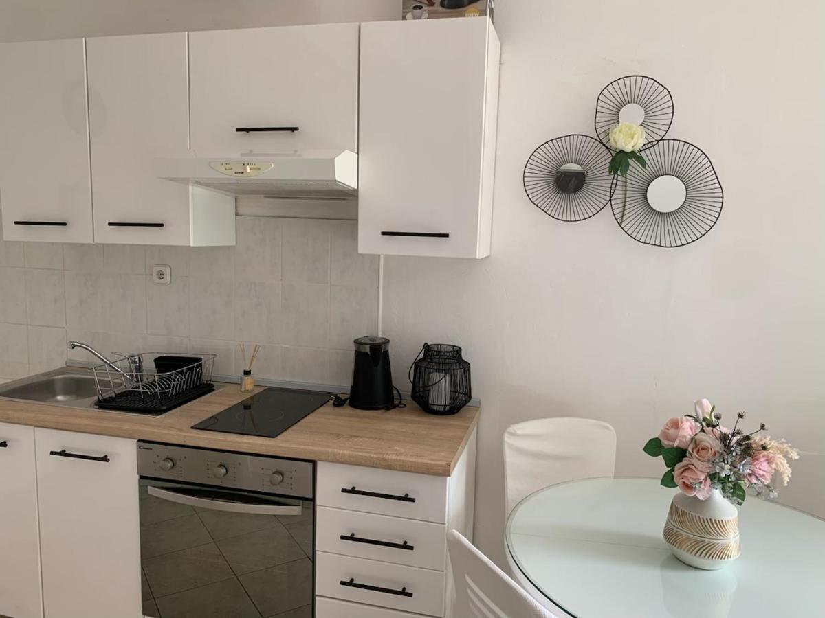 Apartments Mia بيبينيا المظهر الخارجي الصورة