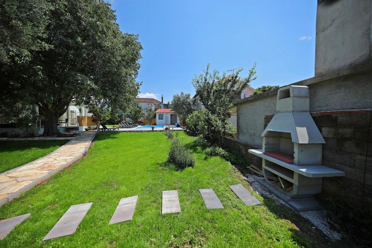 Apartments Mia بيبينيا المظهر الخارجي الصورة