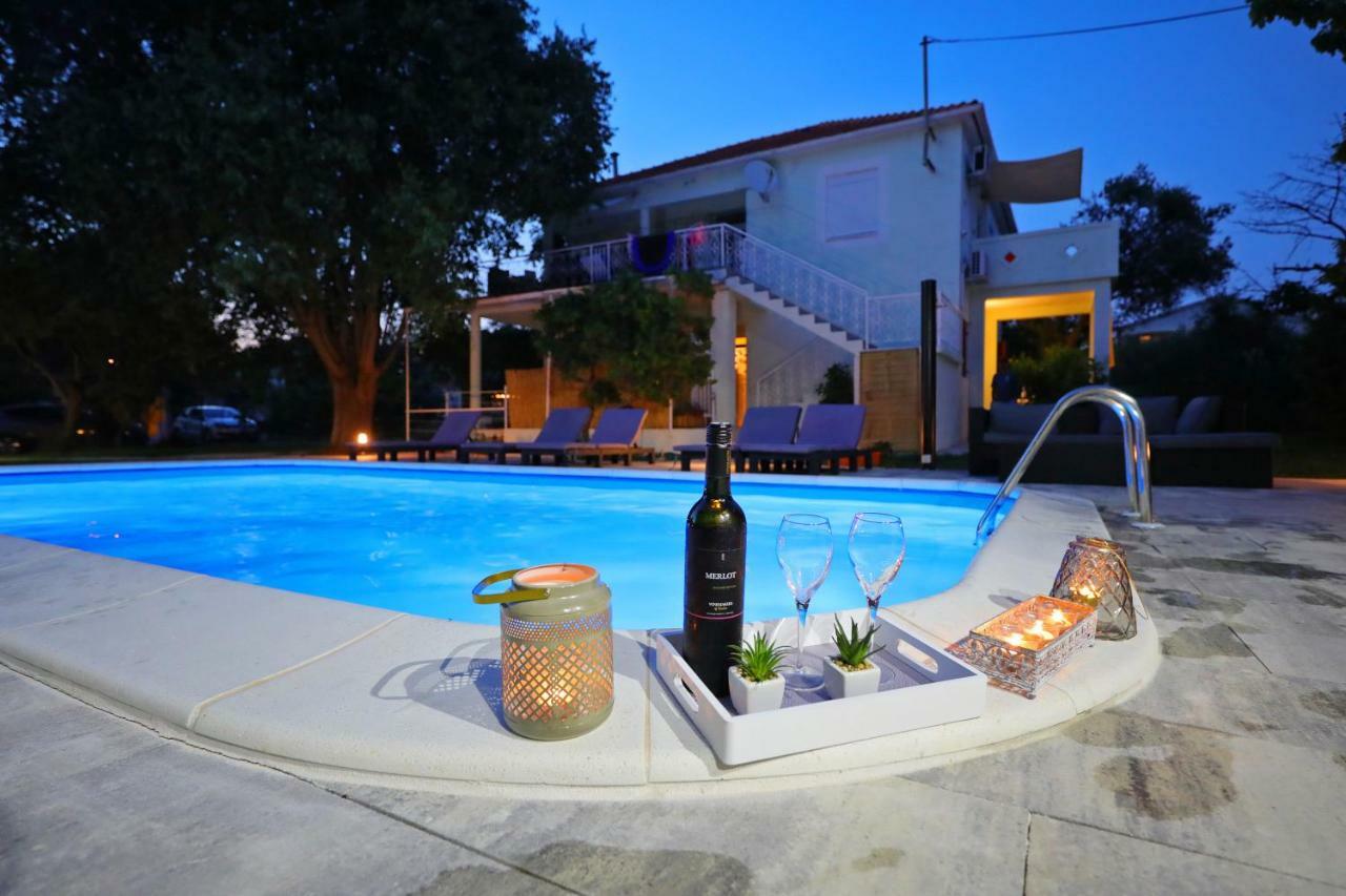 Apartments Mia بيبينيا المظهر الخارجي الصورة