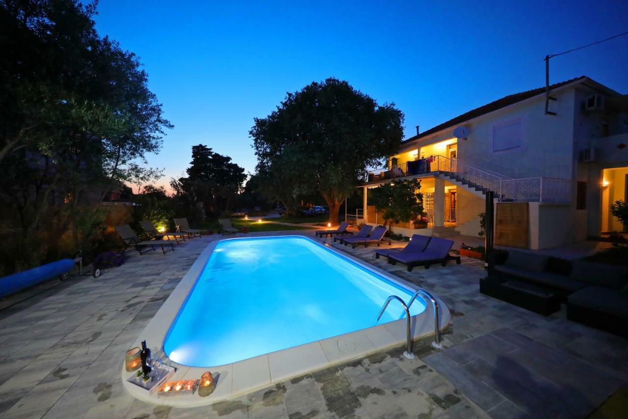 Apartments Mia بيبينيا المظهر الخارجي الصورة